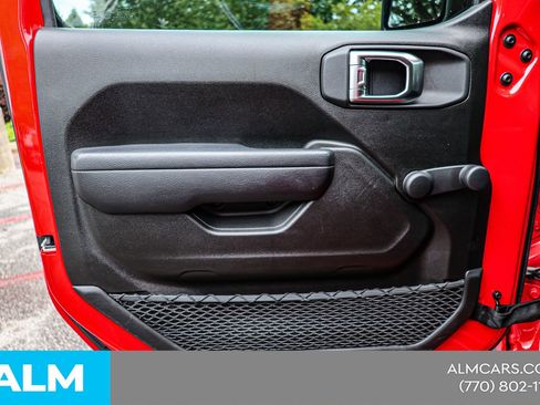 Used 2024 Jeep Wrangler Unlimited Sport AWD/4WD image 40