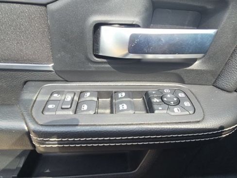 Used 2025 RAM 2500 Big Horn AWD/4WD image 15