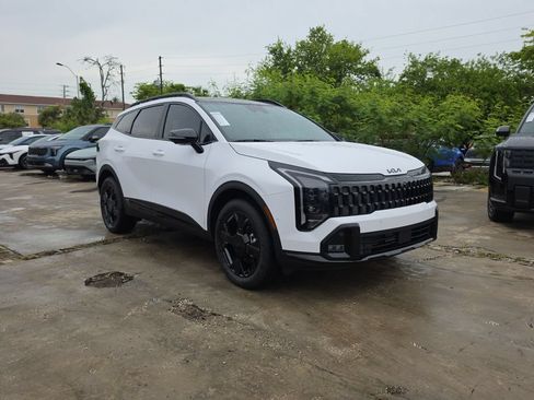 New 2026 Kia Sportage X-Line w/ X-Line Technology Package AWD/4WD image 2