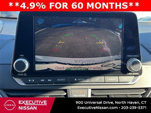 New 2025 Nissan Altima 2.5 SR image 16