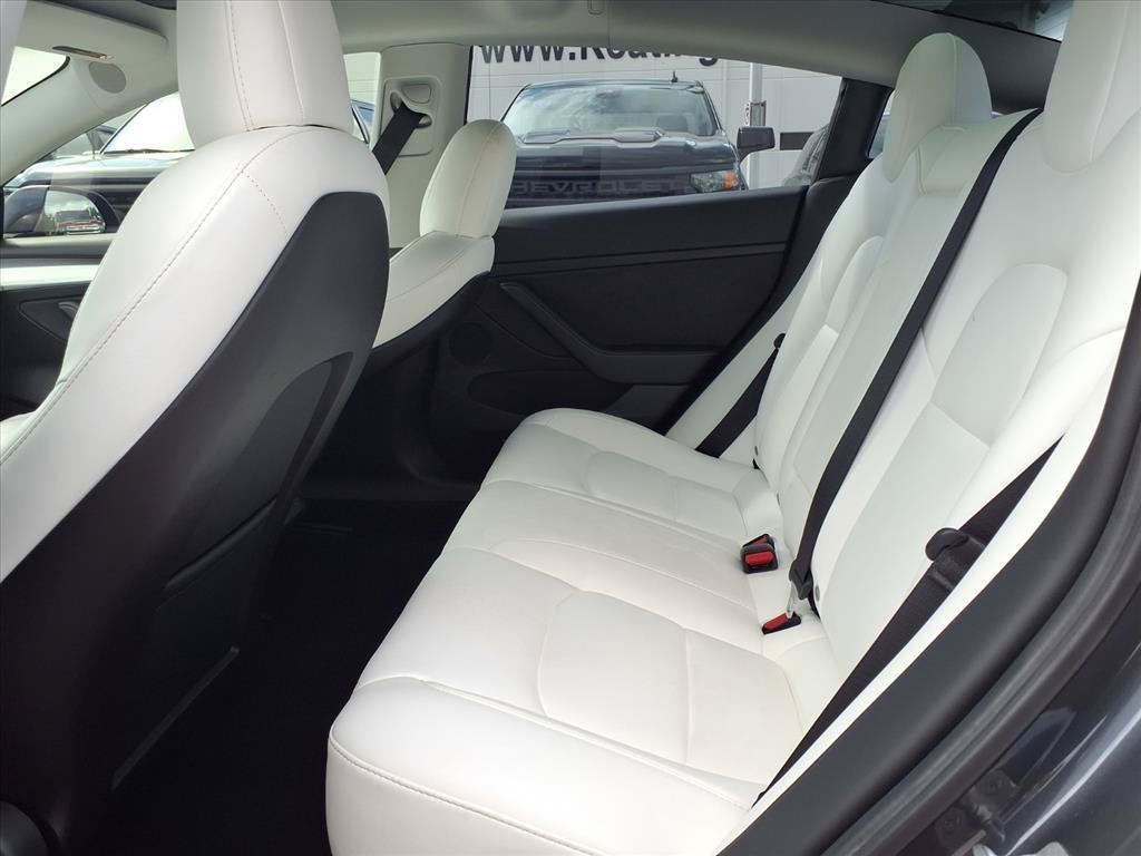 Used 2021 Tesla Model 3 Standard Range Plus RWD image 14