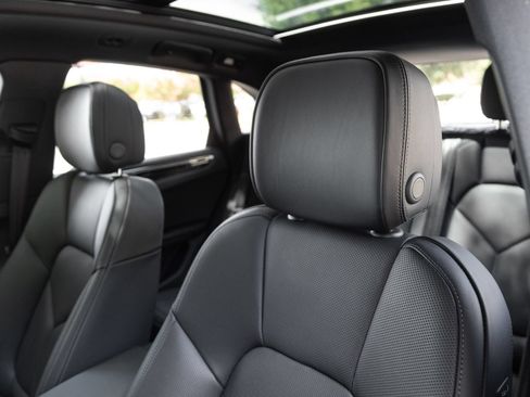 Certified 2026 Porsche Macan AWD/4WD image 23