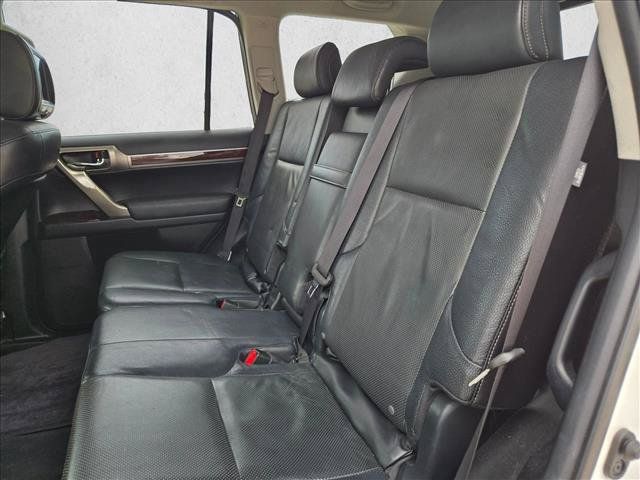 Used 2016 Lexus GX 460 w/ Premium Package AWD/4WD image 21