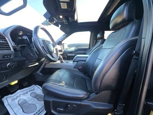 Used 2017 Ford F150 Raptor w/ Equipment Group 802A Luxury AWD/4WD image 7