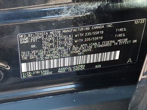 Used 2024 Toyota RAV4 XLE Premium image 53