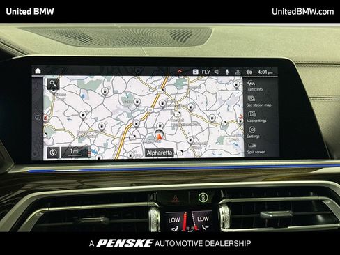 Used 2021 BMW X5 sDrive40i w/ M Sport Package RWD image 10