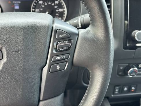 Used 2024 Nissan Frontier SL w/ Technology Package RWD image 25