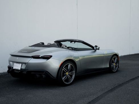 Certified 2024 Ferrari Roma Spider image 5