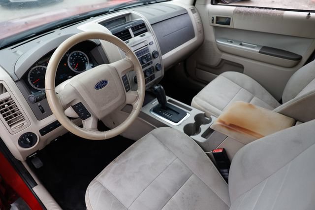 Used 2012 Ford Escape XLT FWD image 6