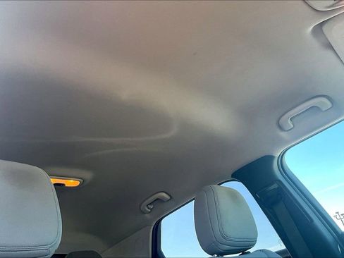 Used 2025 Chevrolet TrailBlazer LT w/ Convenience Package image 20