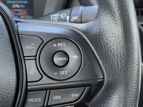 Used 2022 Toyota Corolla LE FWD image 21