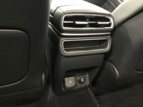 Used 2025 Genesis GV80 2.5T Standard image 18