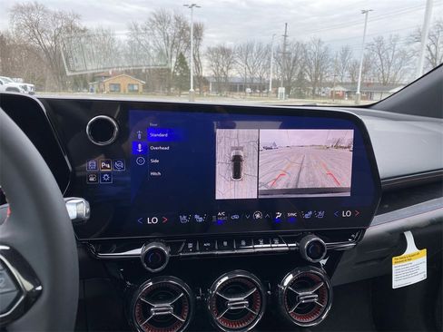 New 2025 Chevrolet Blazer EV RS image 19