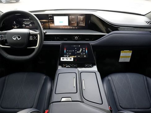 New 2026 INFINITI QX80 4WD image 7