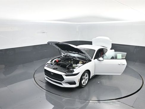 New 2026 Ford Mustang Coupe image 33