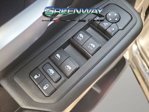 Used 2025 RAM 1500 Big Horn RWD image 13