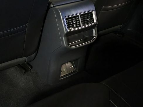 Used 2025 Volkswagen Atlas Cross Sport SE AWD/4WD image 29