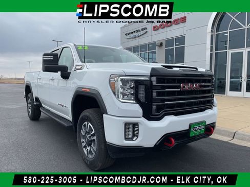 Used 2022 GMC Sierra 2500 AT4 image 1