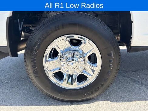 Used 2024 RAM 3500 Tradesman w/ Chrome Appearance Group AWD/4WD image 9