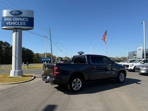Used 2021 RAM 1500 Limited w/ Body Color Bumper Group AWD/4WD image 6