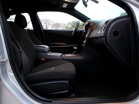 Used 2023 Dodge Charger SXT image 21