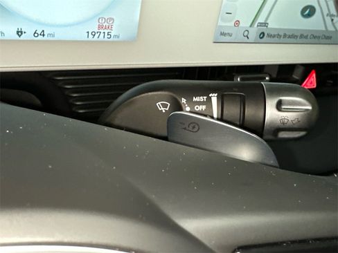 Used 2024 Hyundai Ioniq 5 SEL image 30