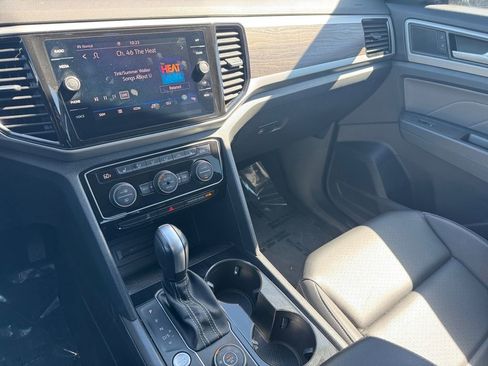 Used 2023 Volkswagen Atlas SE AWD/4WD image 29