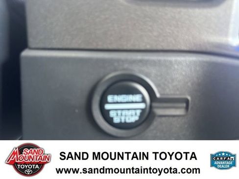 Used 2025 Ford Bronco Badlands w/ Sasquatch Package image 18