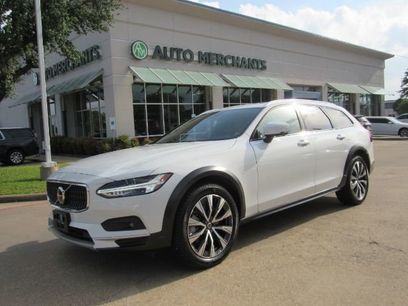 Used 2022 Volvo V90 B6 Cross Country