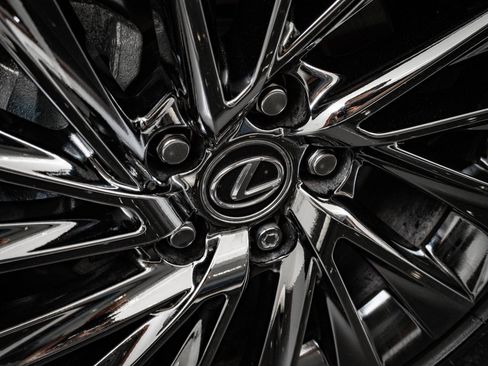 Certified 2025 Lexus ES 300h Ultra Luxury w/ Accessory Package (Z1) image 8