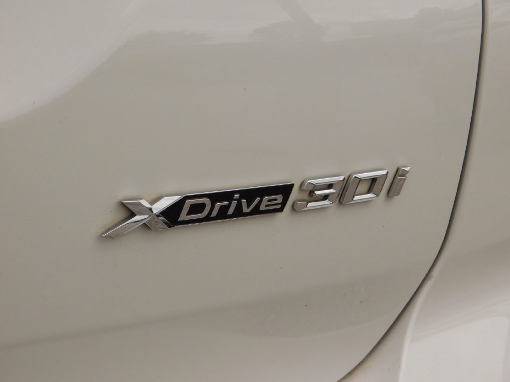 Used 2022 BMW X3 xDrive30i AWD/4WD image 9