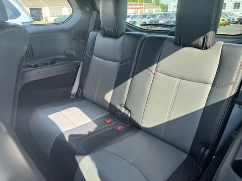 Used 2019 Nissan Pathfinder SL AWD/4WD image 6