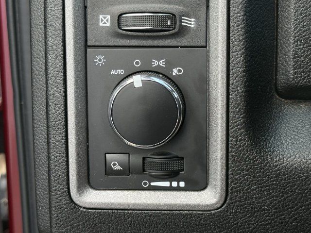 Used 2021 RAM 1500 Tradesman w/ Chrome Plus Package RWD image 20