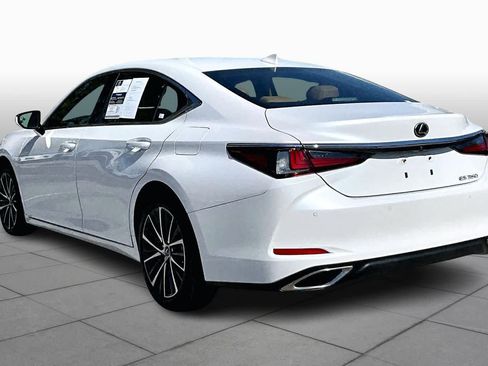 Used 2025 Lexus ES 350 w/ Premium Package image 12