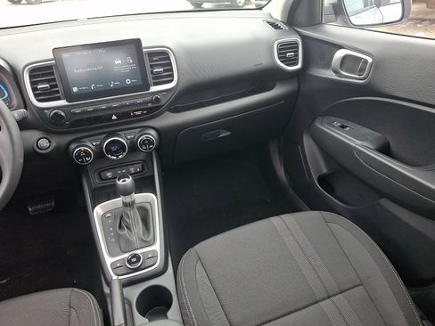 New 2026 Hyundai Venue SEL image 11
