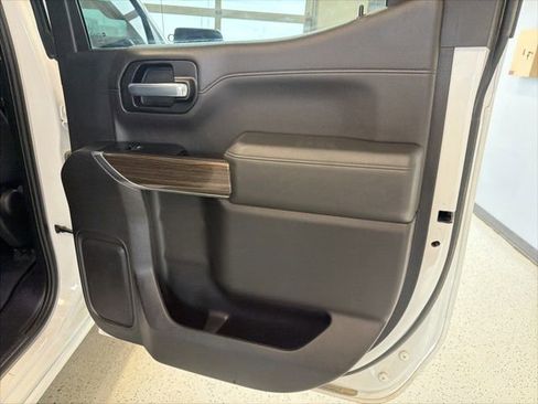 Used 2020 Chevrolet Silverado 1500 RST w/ All-Star Edition image 38