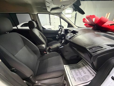 Used 2018 Ford Transit Connect XL FWD image 33