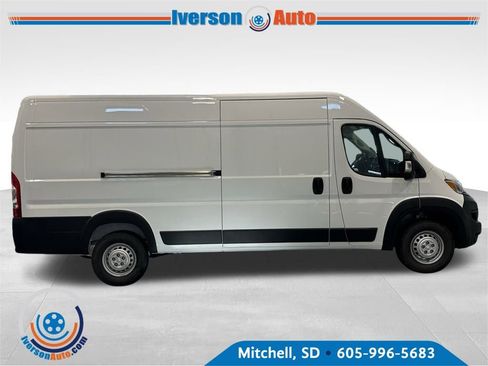 New 2026 RAM ProMaster 3500 w/ Convenience Group image 9