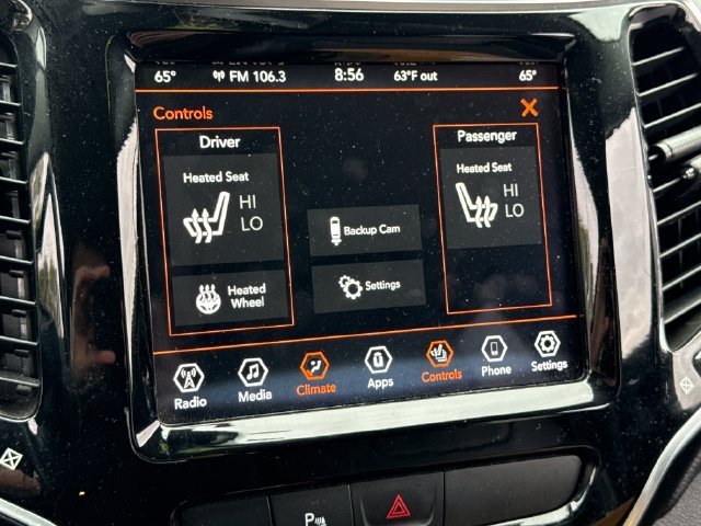 Used 2020 Jeep Cherokee Limited AWD/4WD image 32