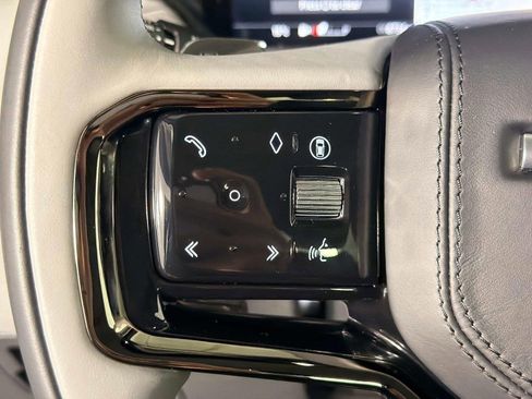 Used 2025 Land Rover Range Rover Velar Dynamic SE AWD/4WD image 44