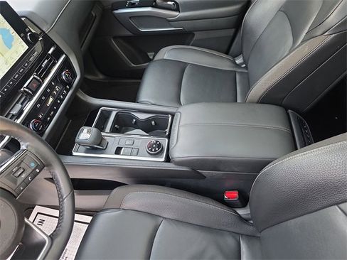 Certified 2023 Nissan Pathfinder SL w/ SL Premium Package image 21