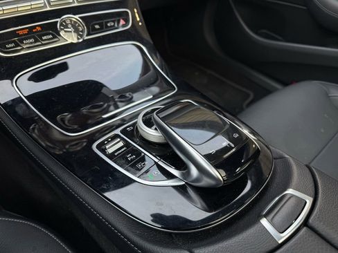 Used 2017 Mercedes-Benz E 300 image 12