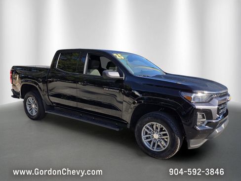 Used 2025 Chevrolet Colorado LT RWD image 8