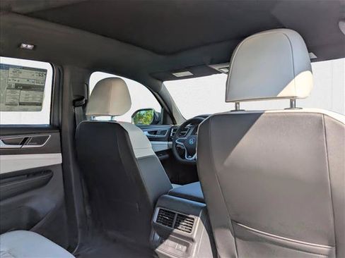 New 2026 Volkswagen Atlas Cross Sport SEL Premium R-Line AWD/4WD image 29