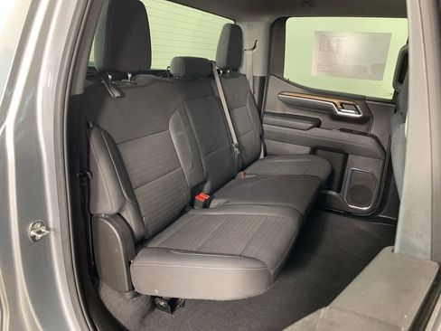 Used 2025 Chevrolet Silverado 1500 LT image 34