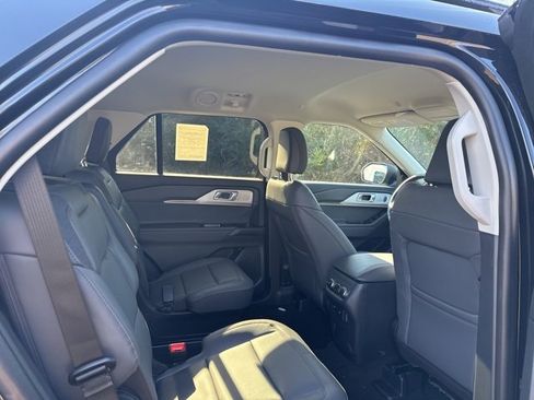 New 2026 Ford Explorer Active w/ Active Comfort Package image 26