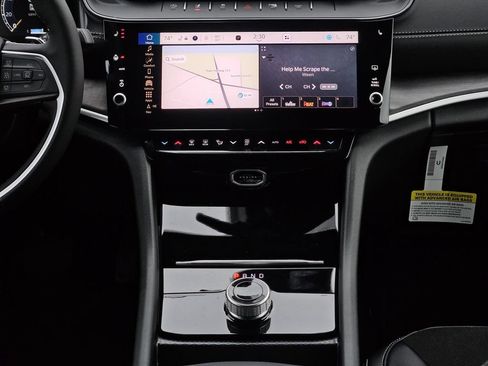 New 2026 Jeep Grand Cherokee Altitude RWD image 18