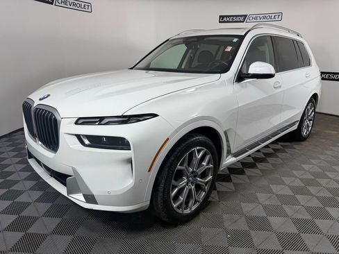 Used 2025 BMW X7 xDrive40i image 2