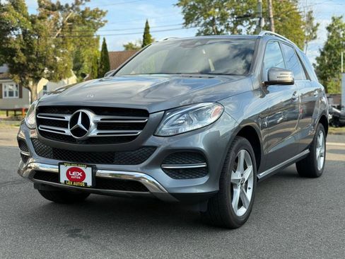 Used 2018 Mercedes-Benz GLE 350 4MATIC image 2