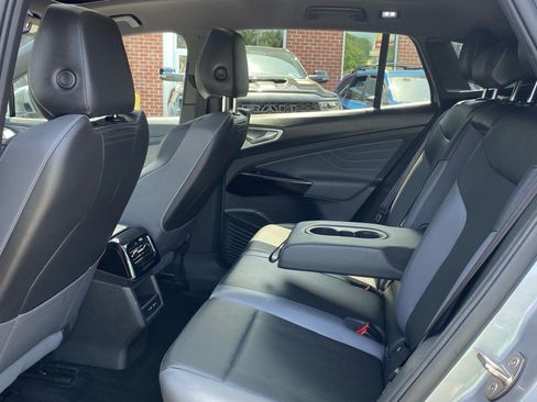 Certified 2023 Volkswagen ID.4 S RWD image 18